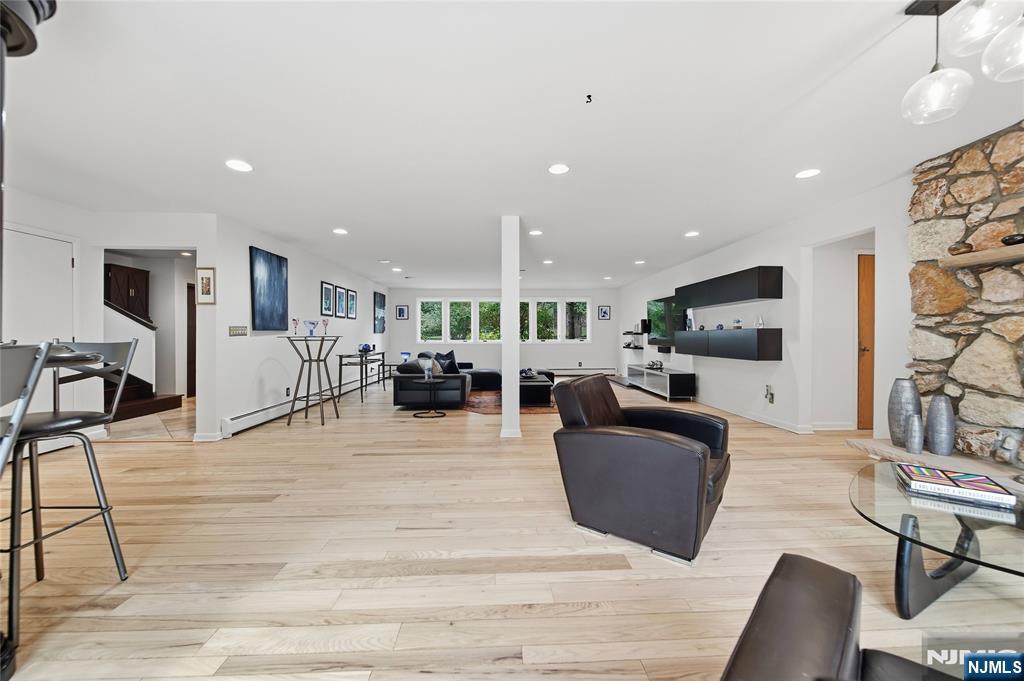 299 Forest Road