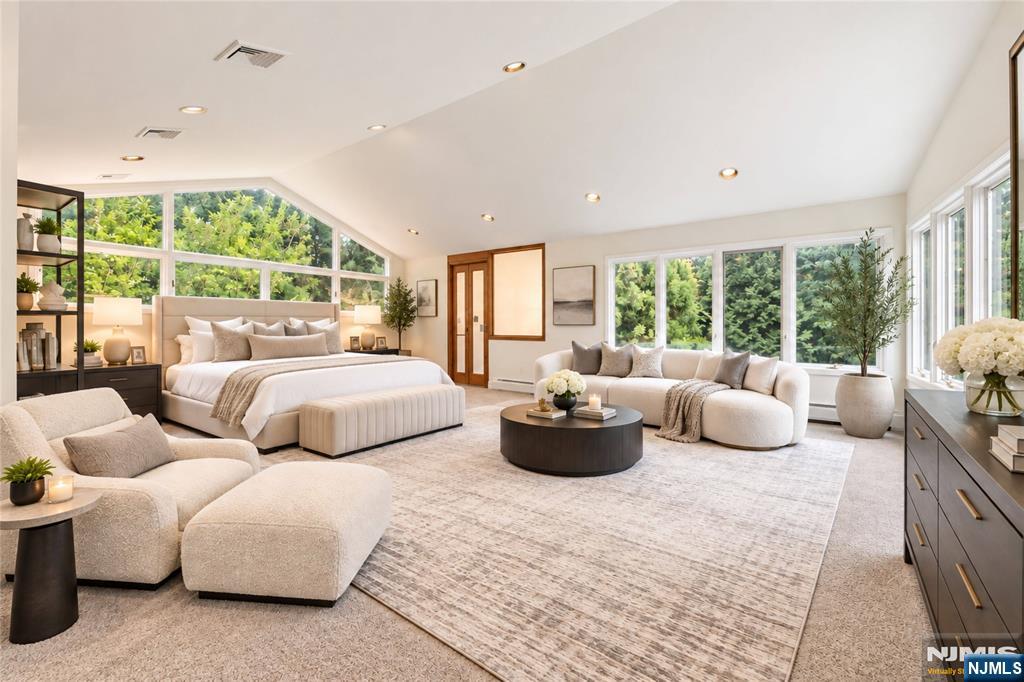 299 Forest Road