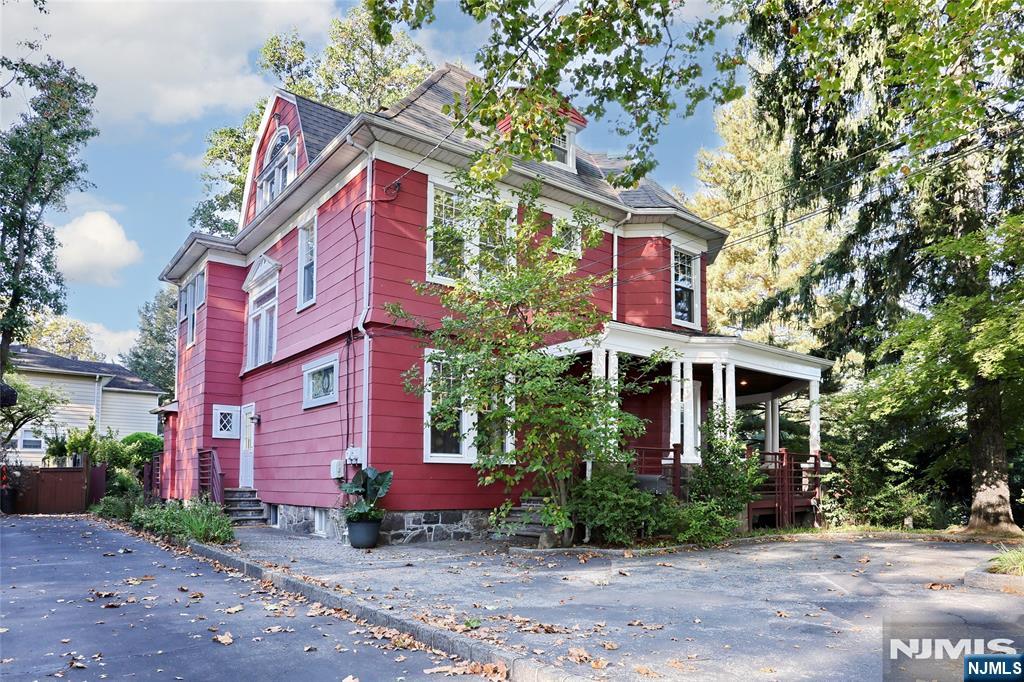 205 Grand Avenue