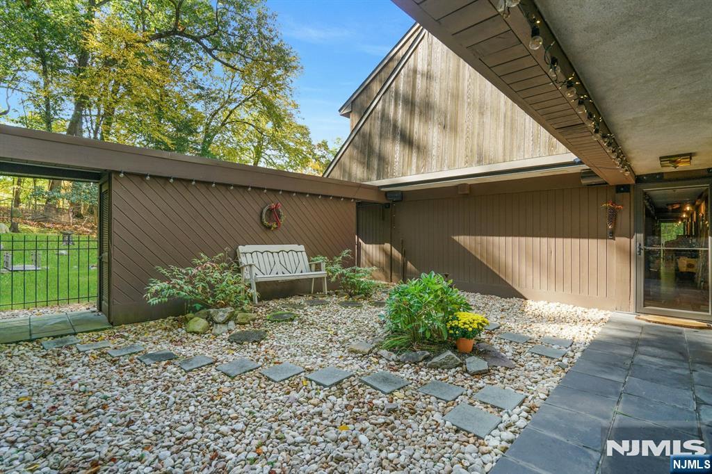 59 Youngs Road