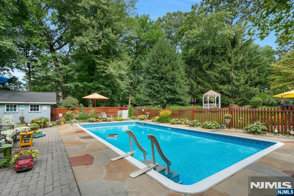 561 Bernita Drive