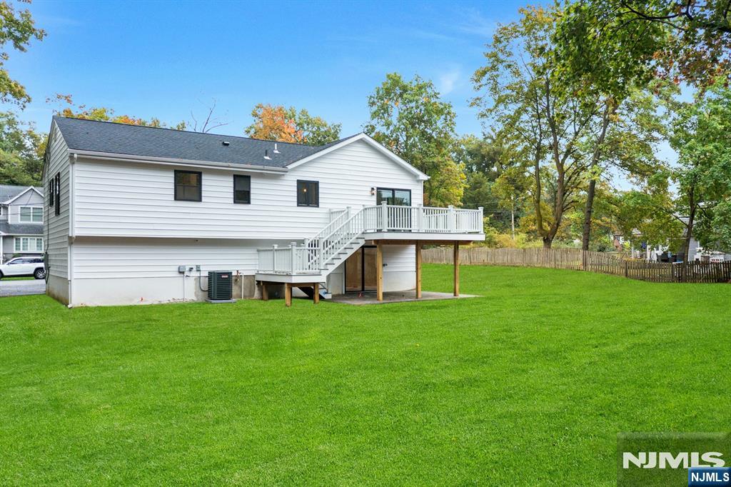 19 Midland Avenue