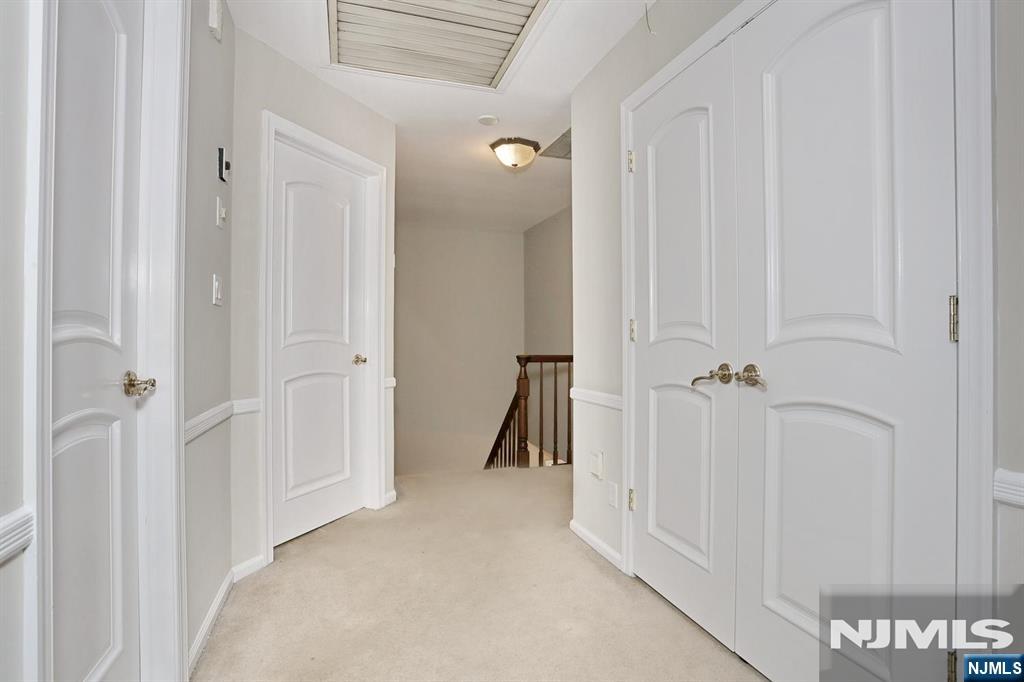 29 Fox Hollow Road