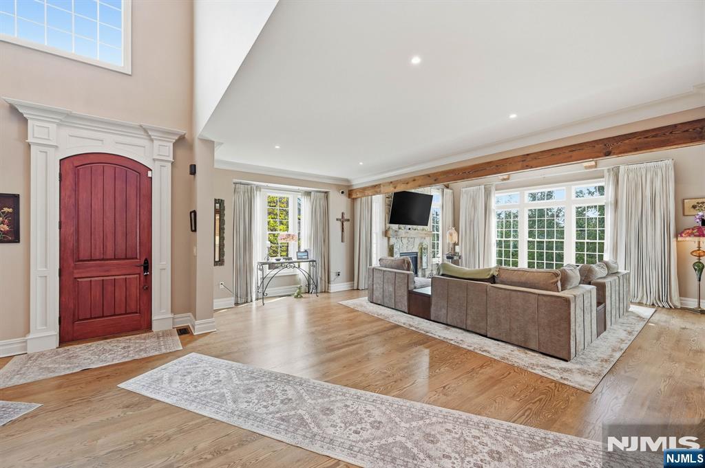 103 Windsor Lane