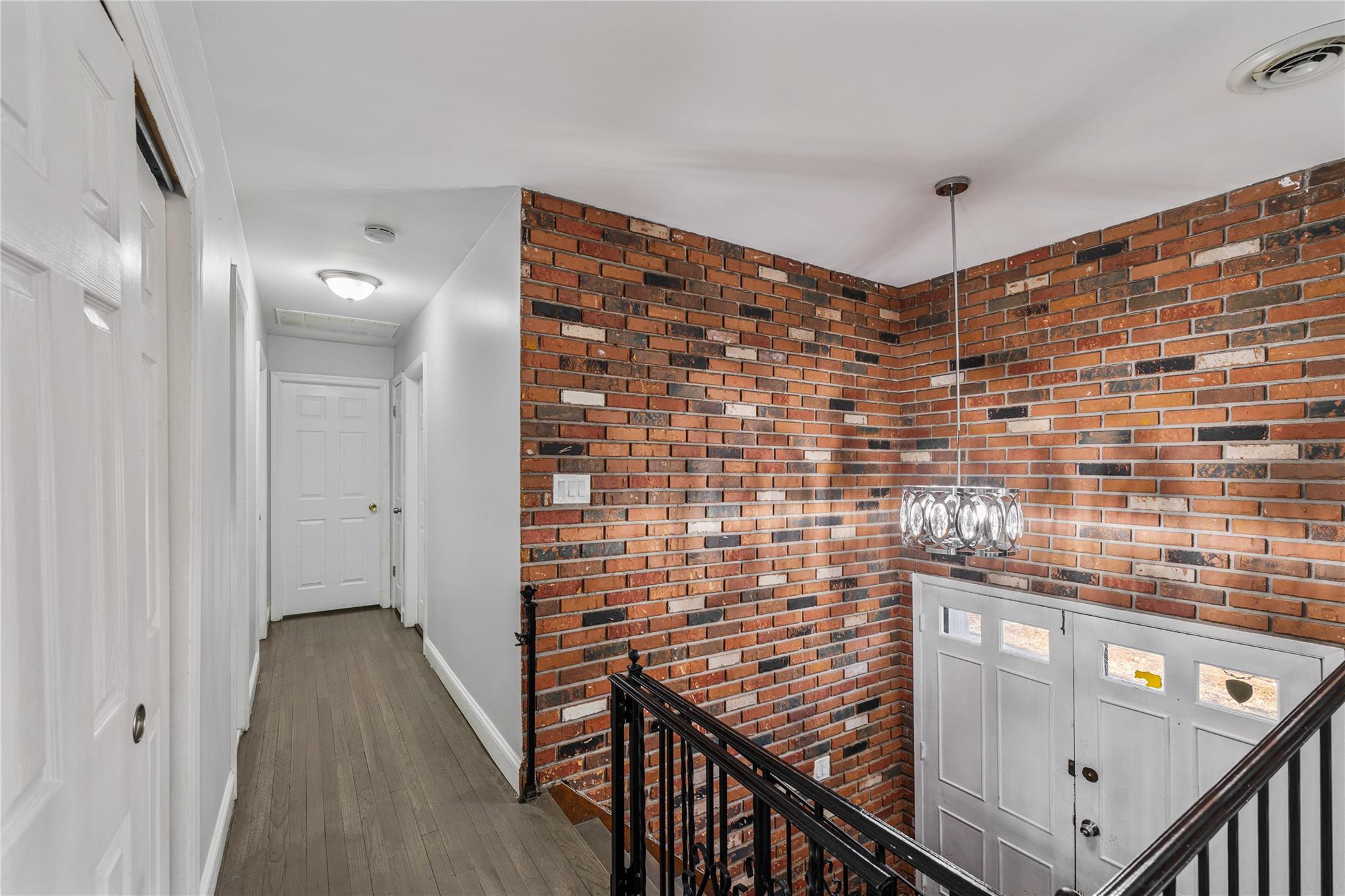 55 W Burda Place