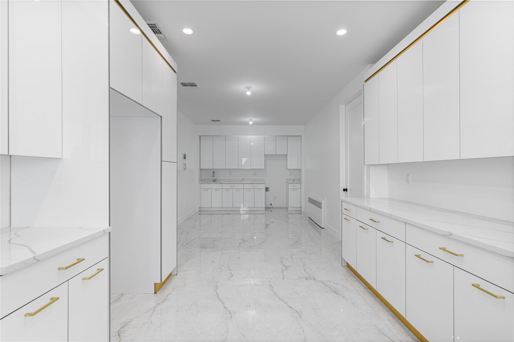29 Calvert Drive Unit: 214