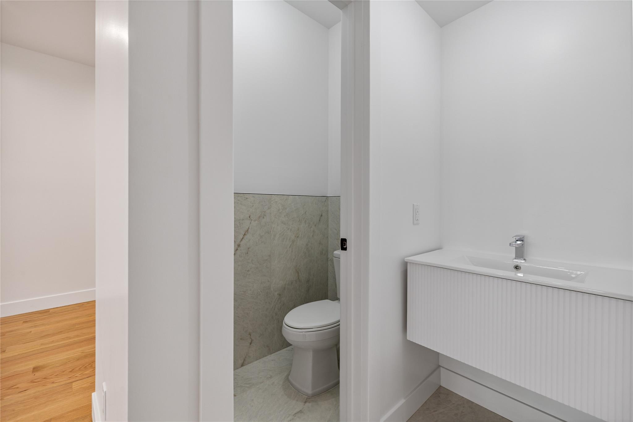 29 Calvert Drive Unit: 214