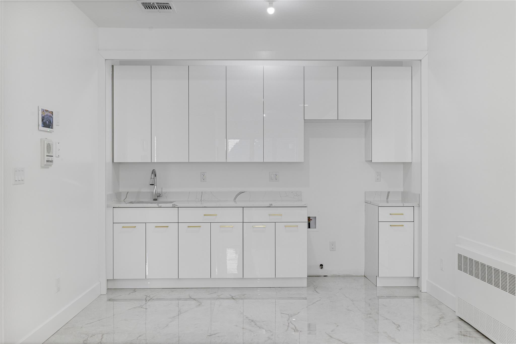 29 Calvert Drive Unit: 214