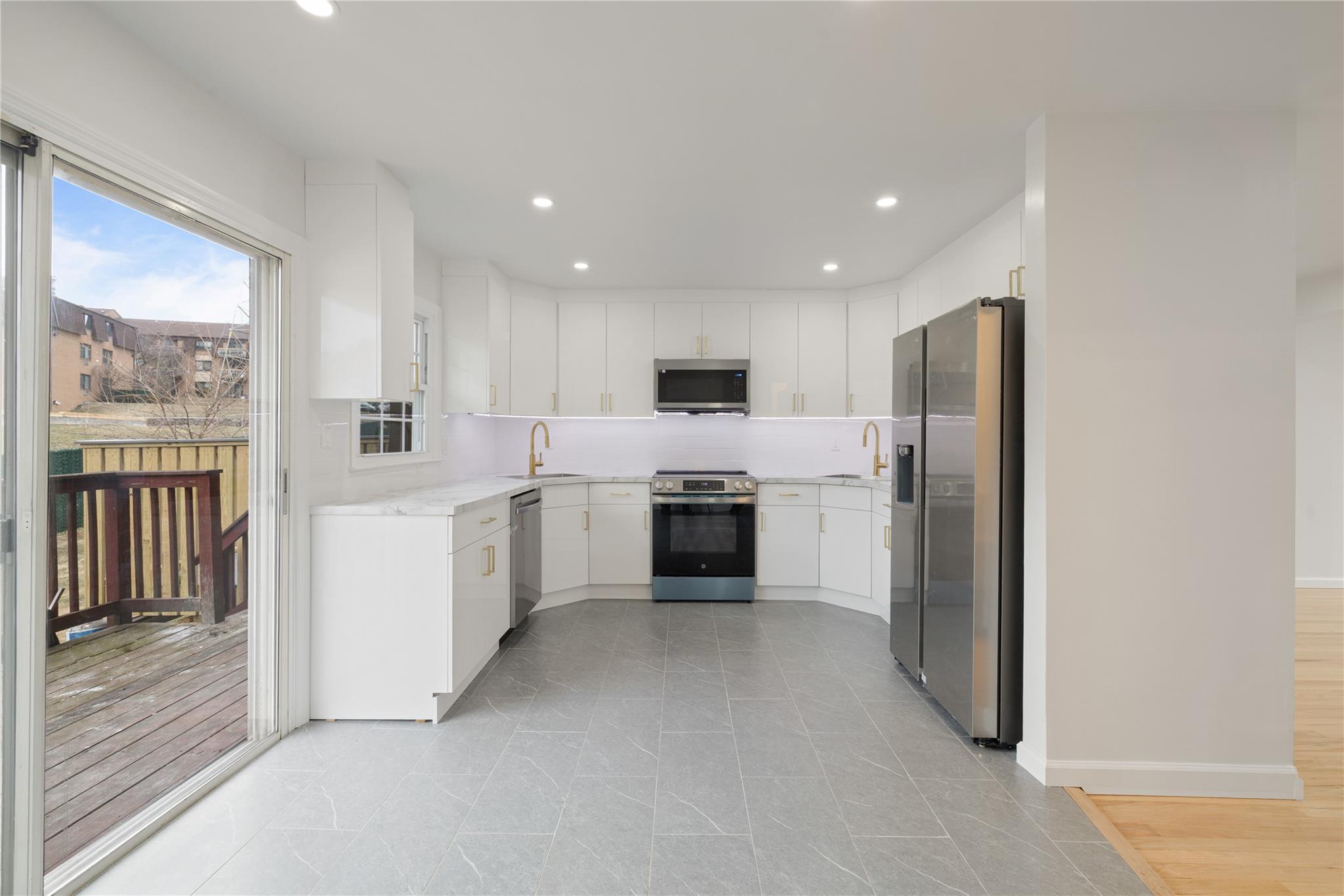 10 Gladys Drive