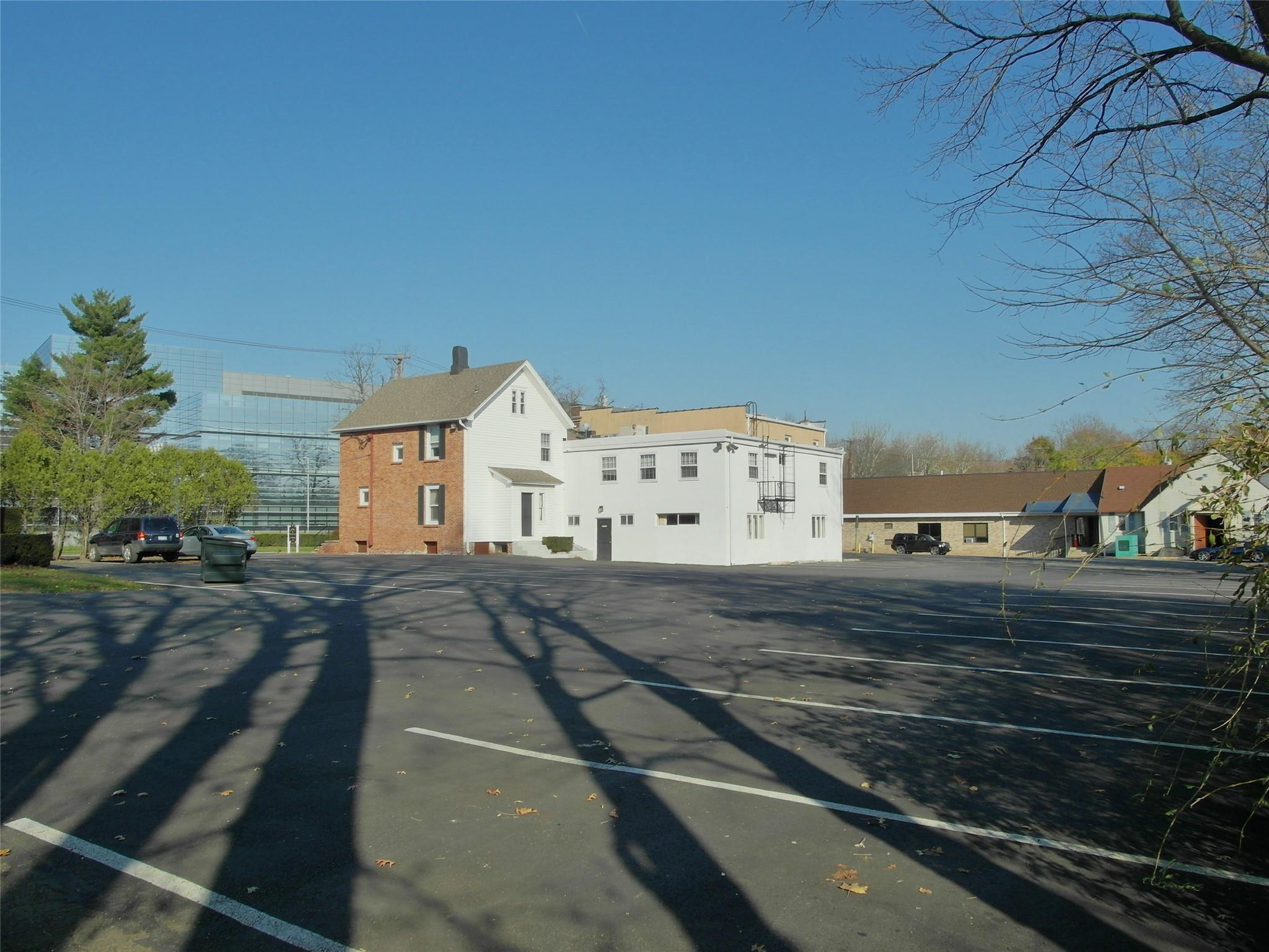 137 Lafayette Avenue