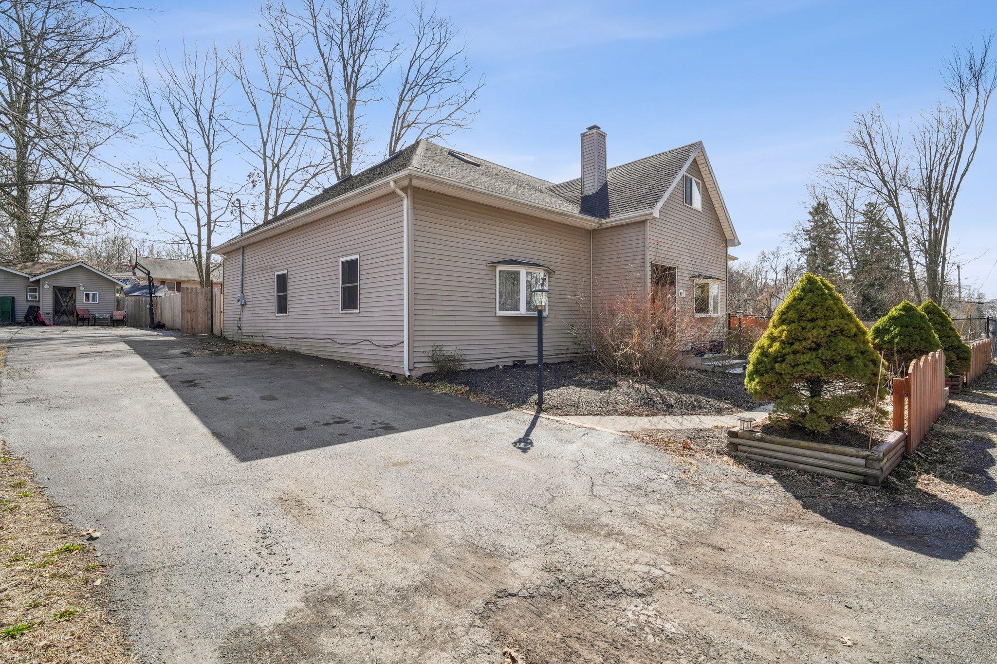 38 Overland Drive