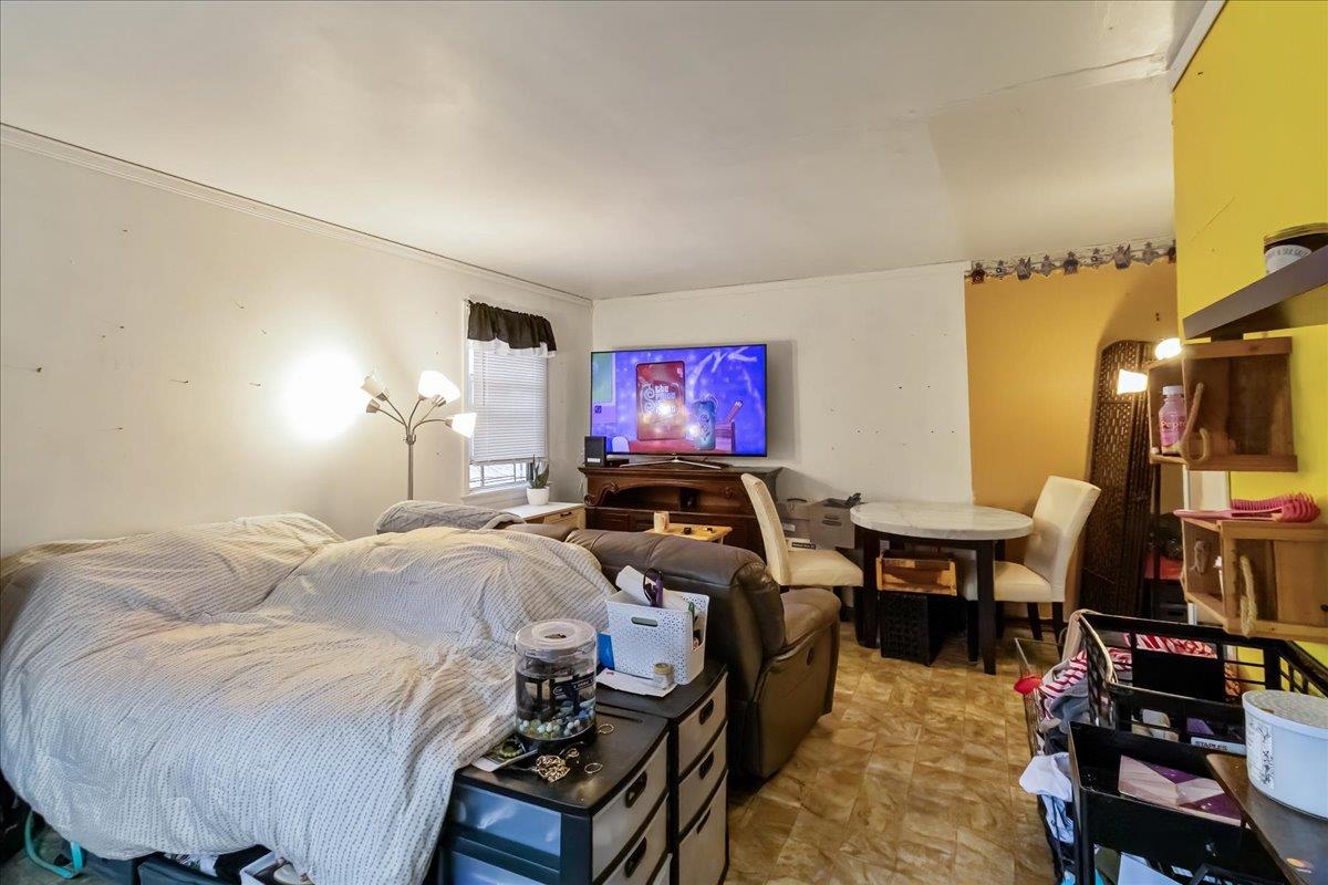 189 Columbus Avenue Unit: 1B