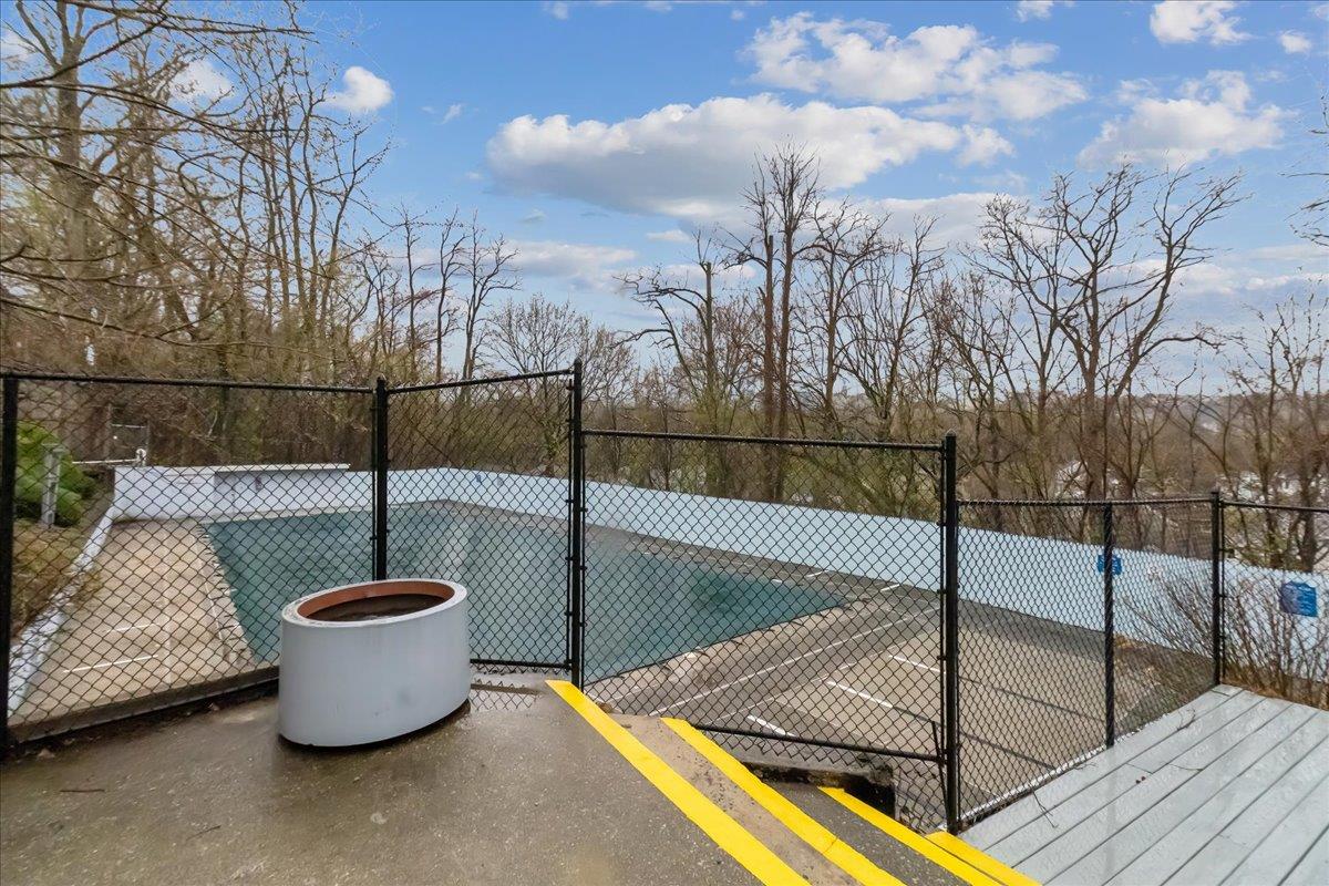189 Columbus Avenue Unit: 1B