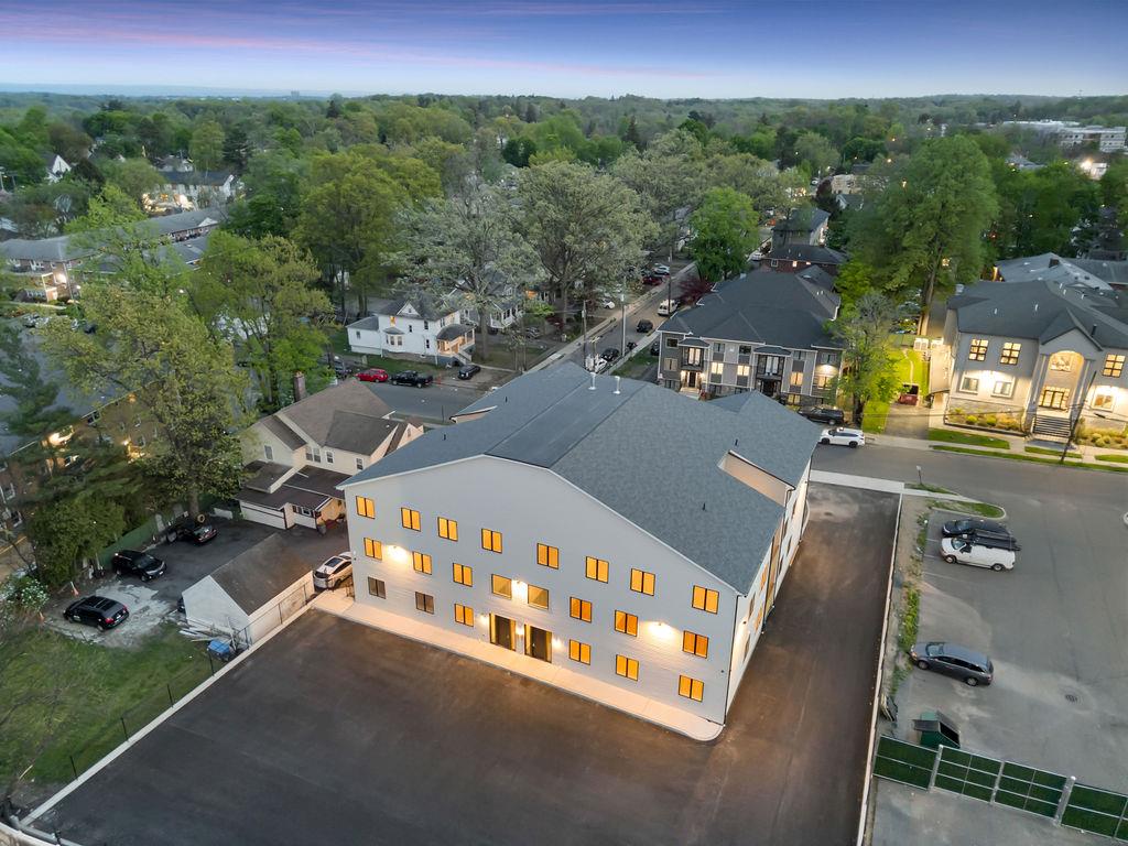 3 E Funston Avenue Unit: 120