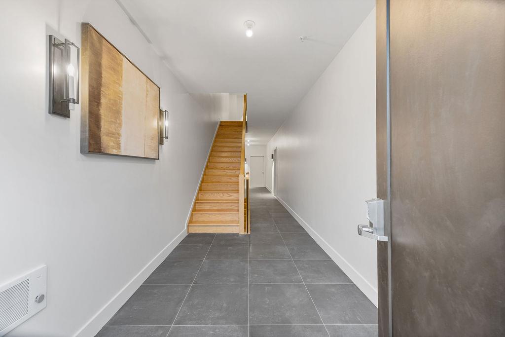 3 E Funston Avenue Unit: 120