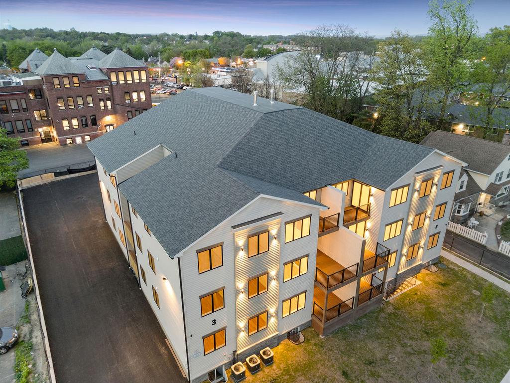 3 E Funston Avenue Unit: 120