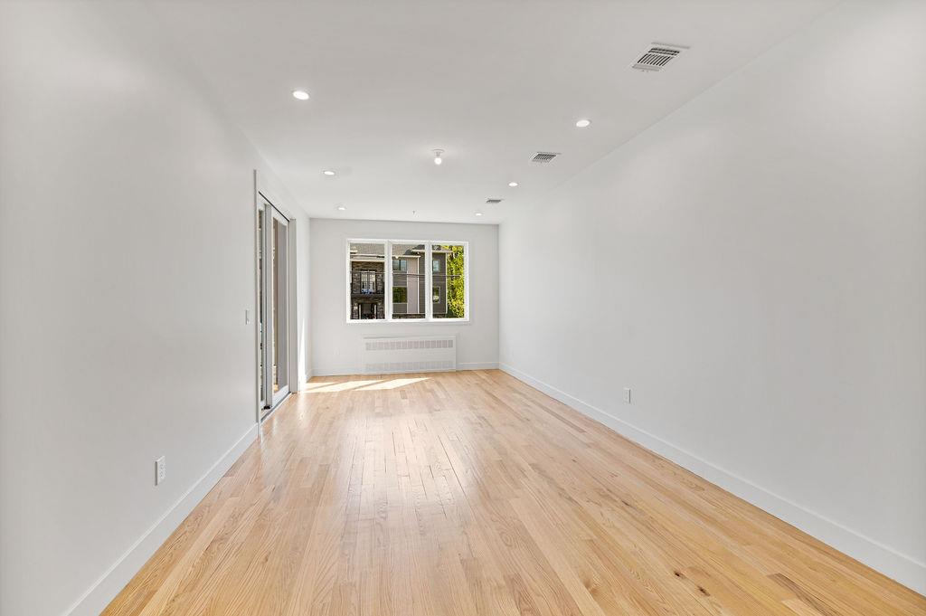 3 E Funston Avenue Unit: 120