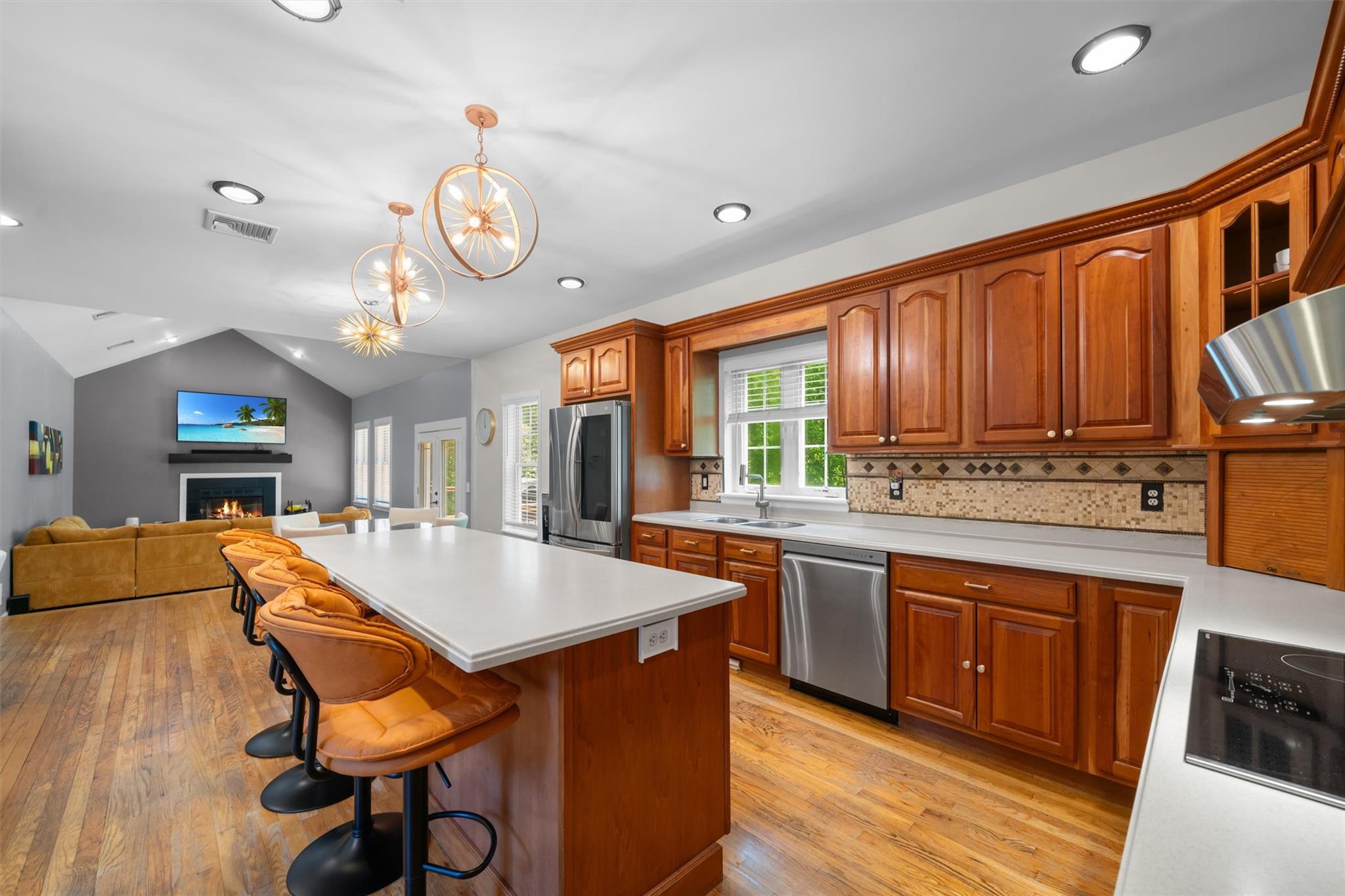 9 Hill Road