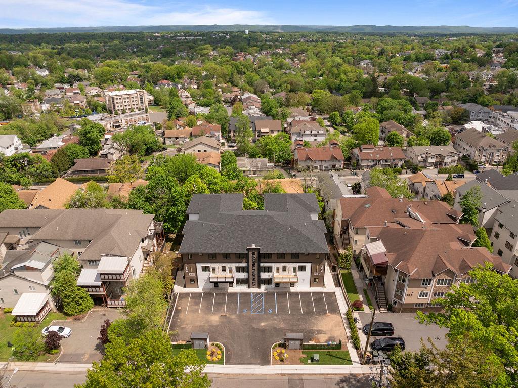 242 Blauvelt Road Unit: 101
