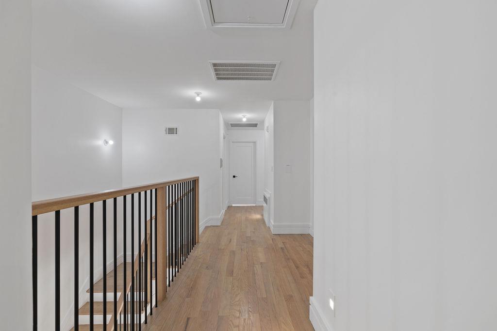 242 Blauvelt Road Unit: 201