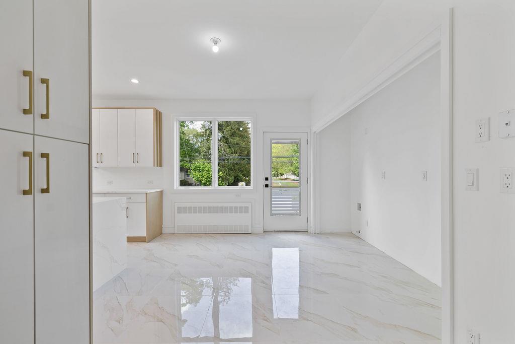 242 Blauvelt Road Unit: 201