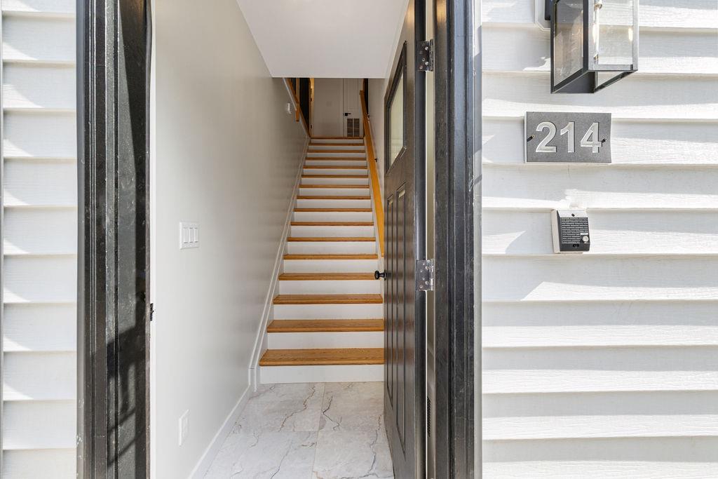 19 Rita Avenue Unit: 214