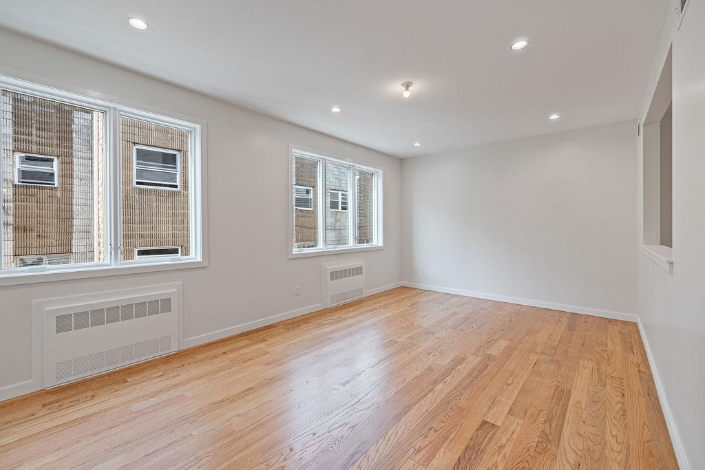19 Rita Avenue Unit: 214
