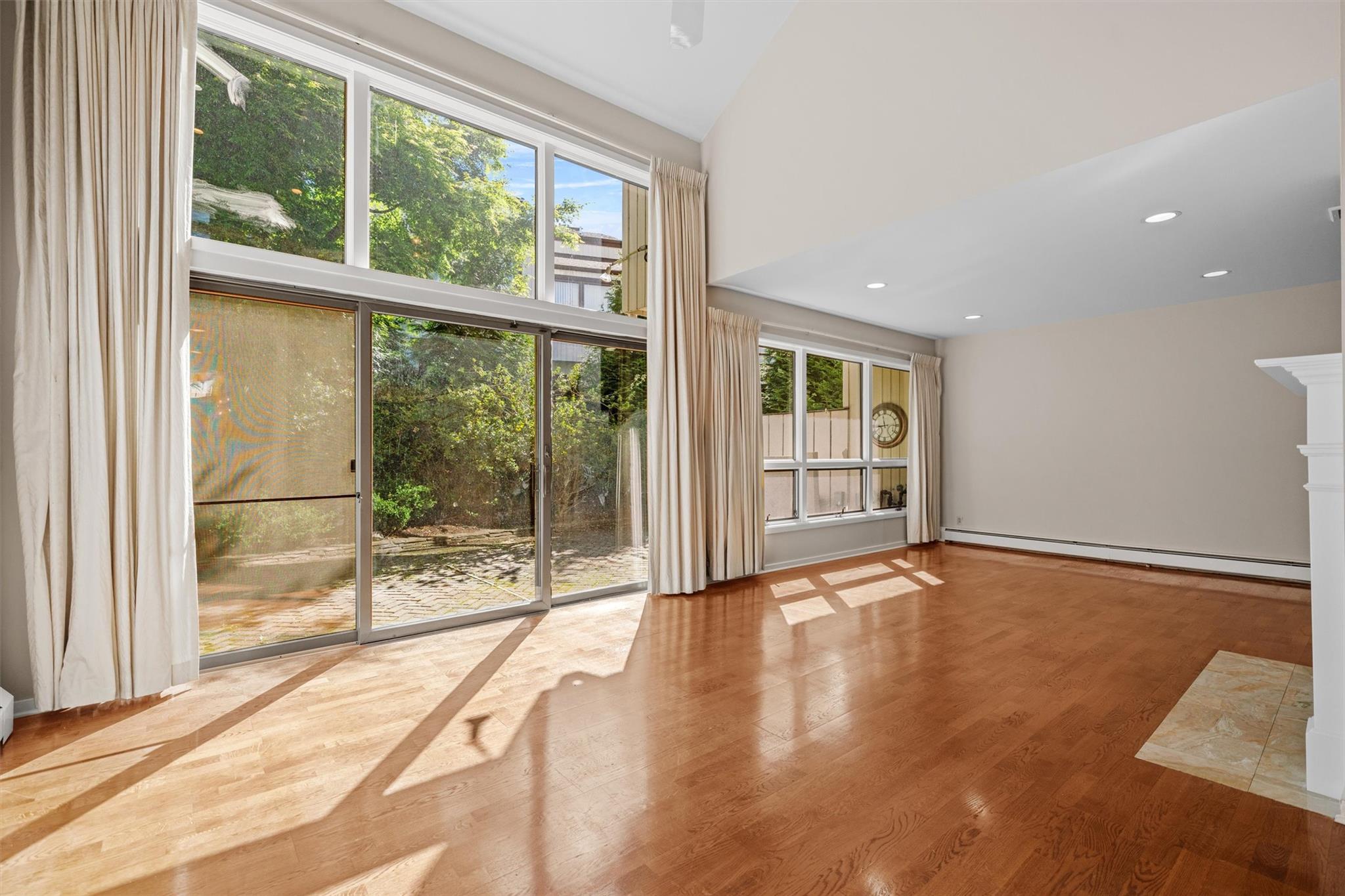 6 Chippewa Court