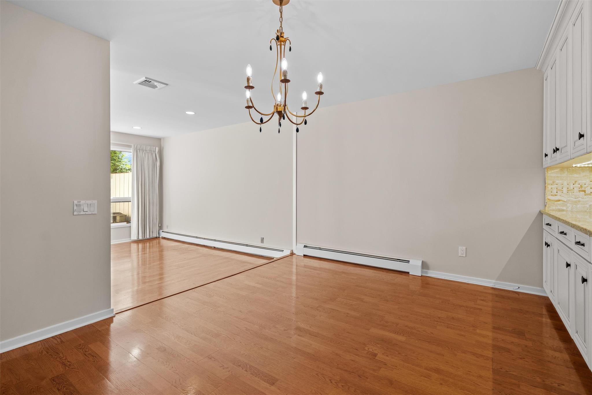 6 Chippewa Court