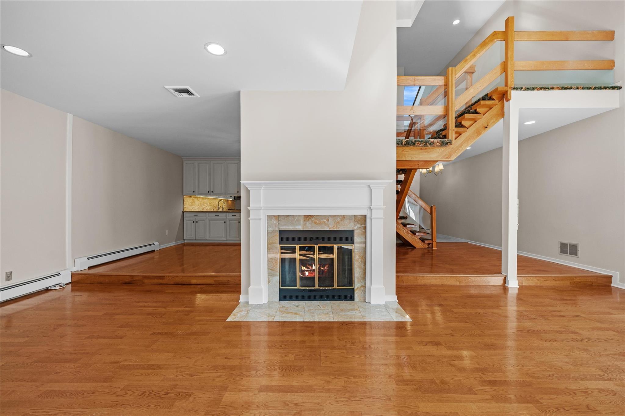 6 Chippewa Court