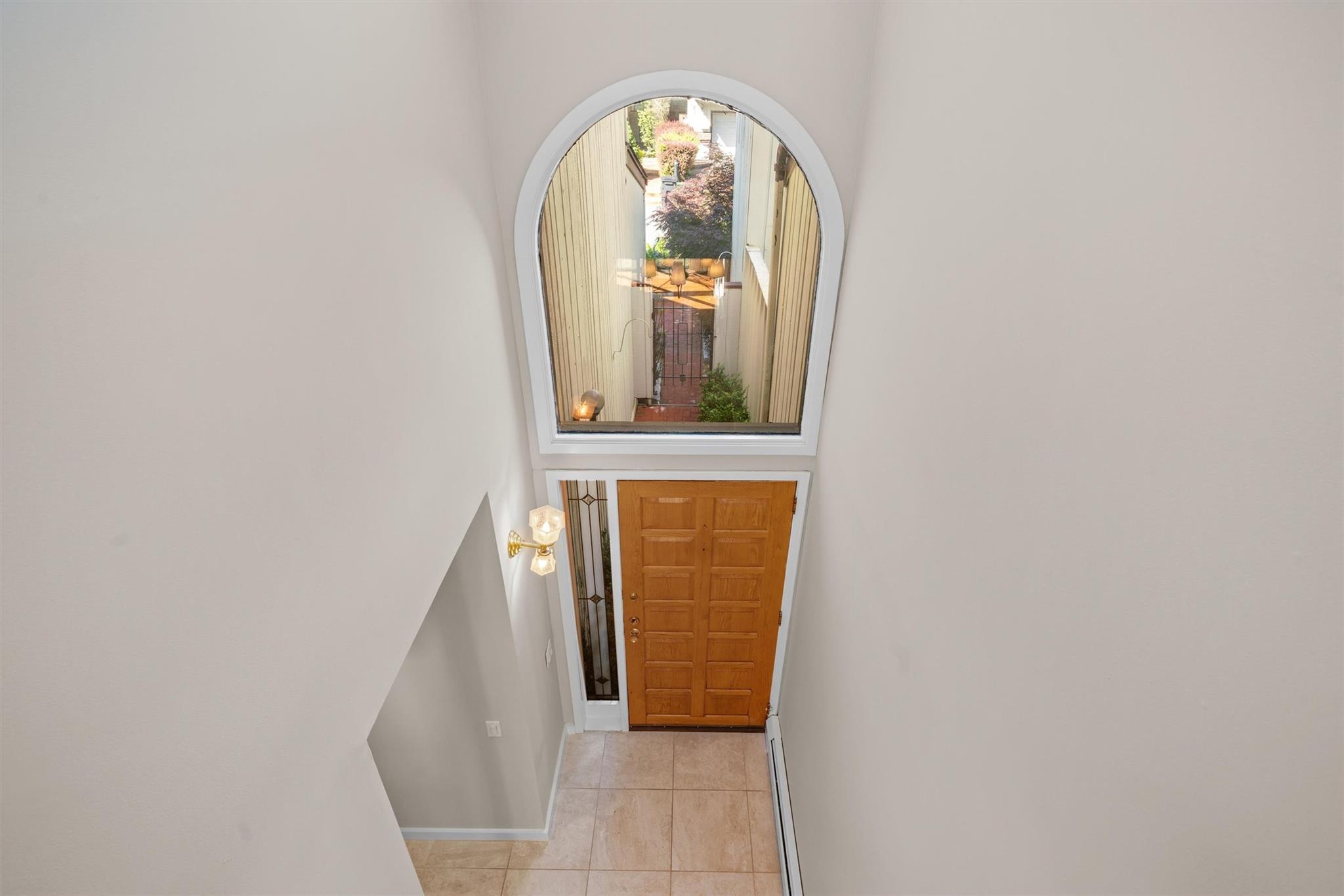 6 Chippewa Court
