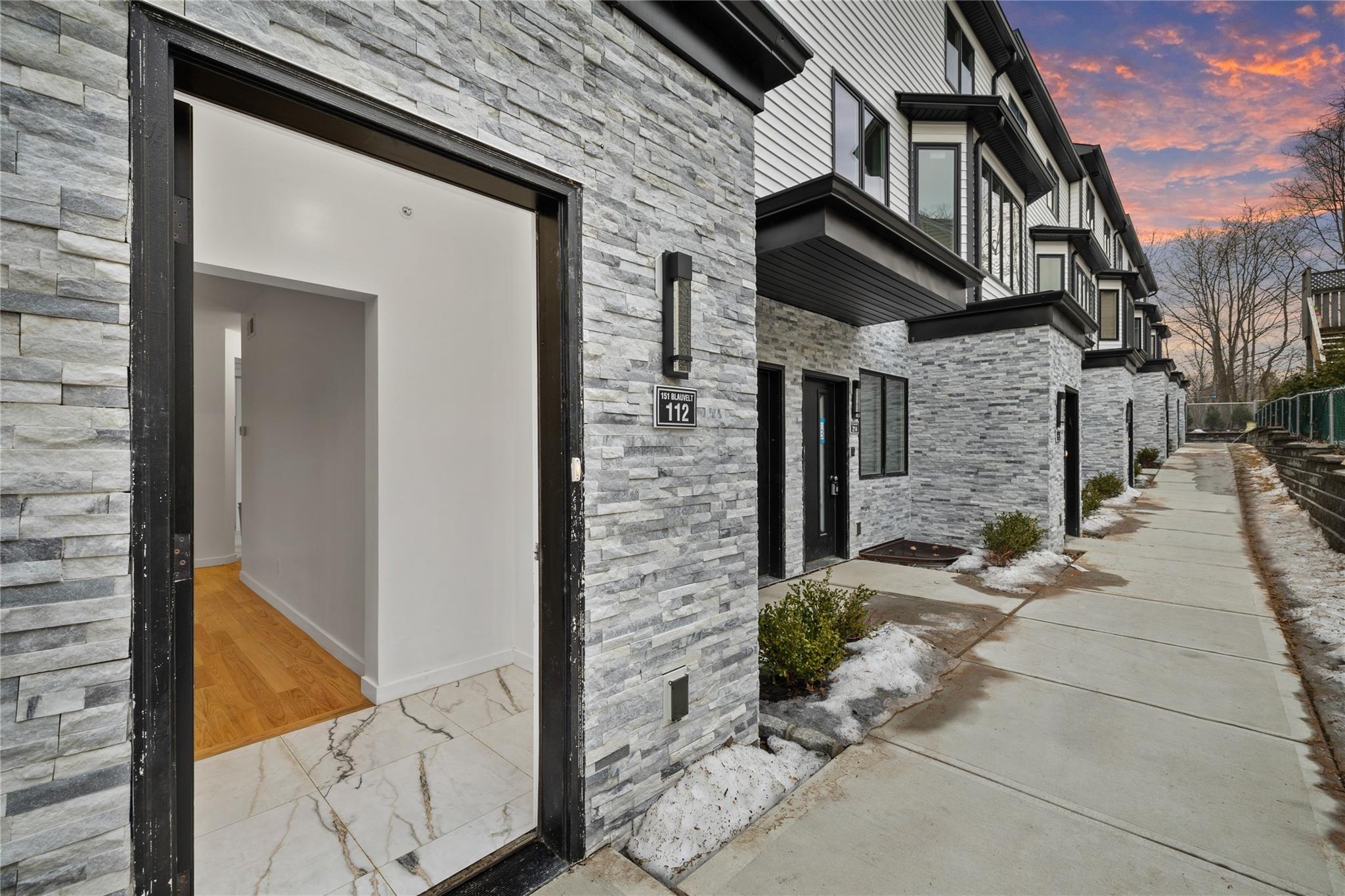 151 Blauvelt Road Unit: 116
