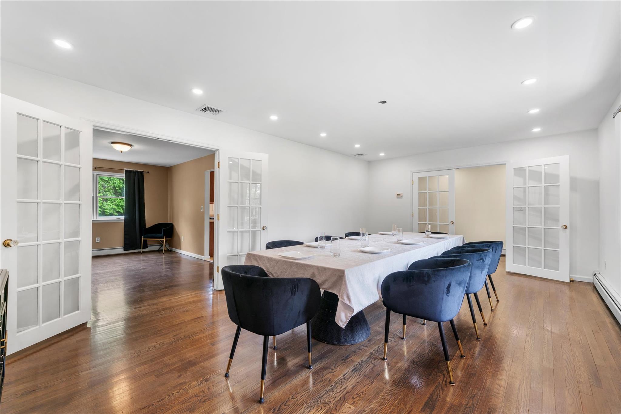 14 Cheesecote Court