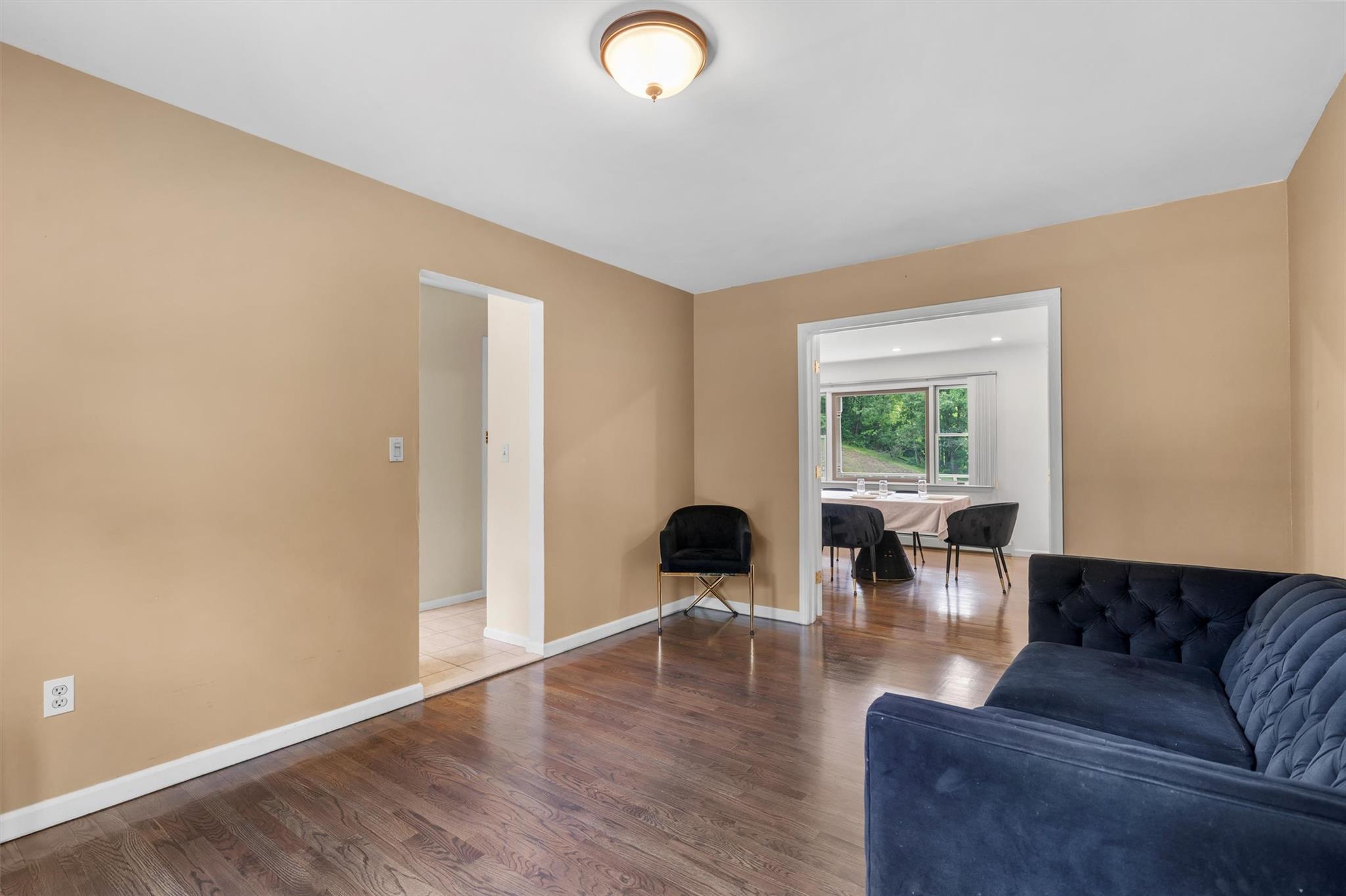 14 Cheesecote Court