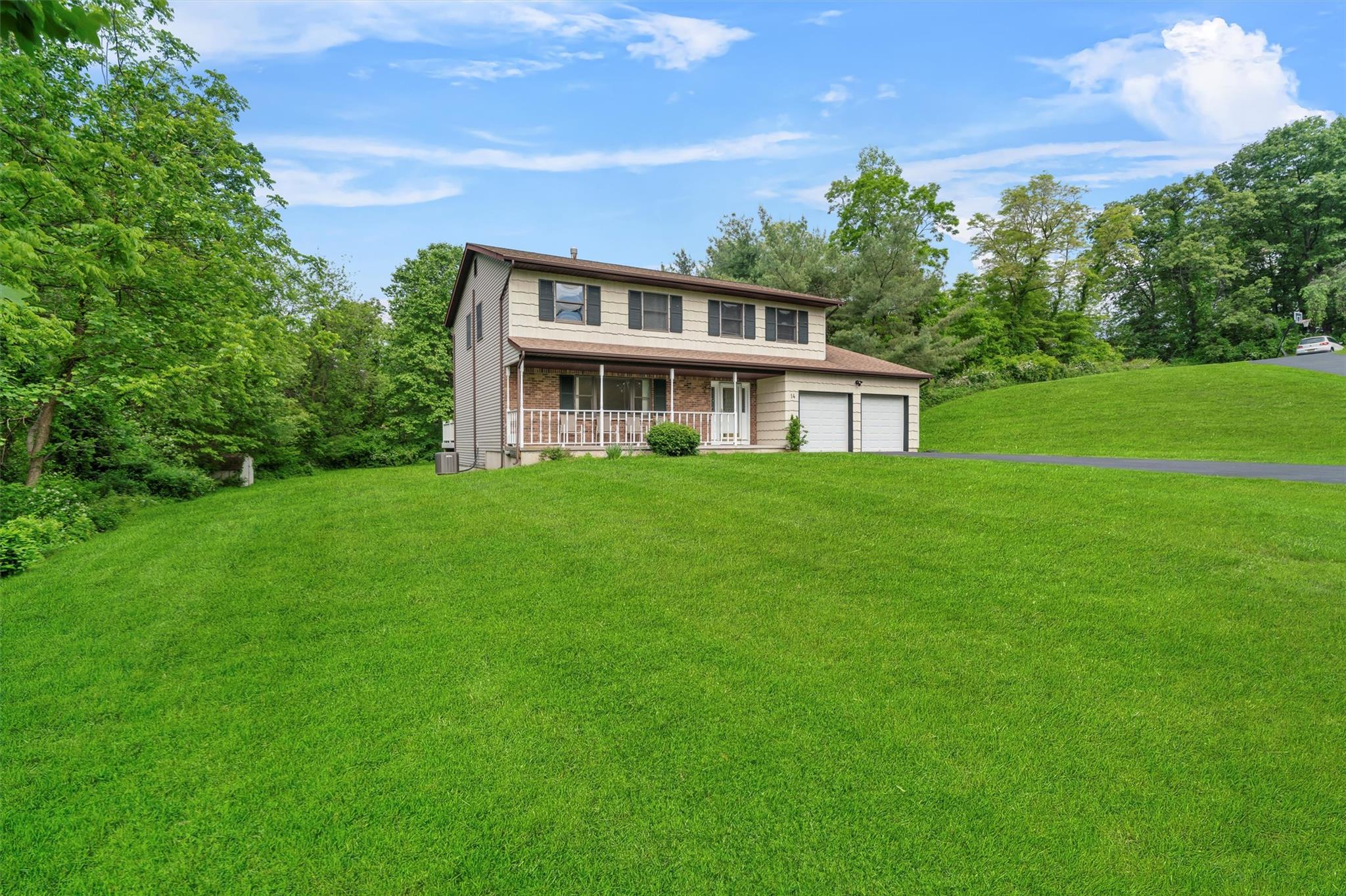 14 Cheesecote Court