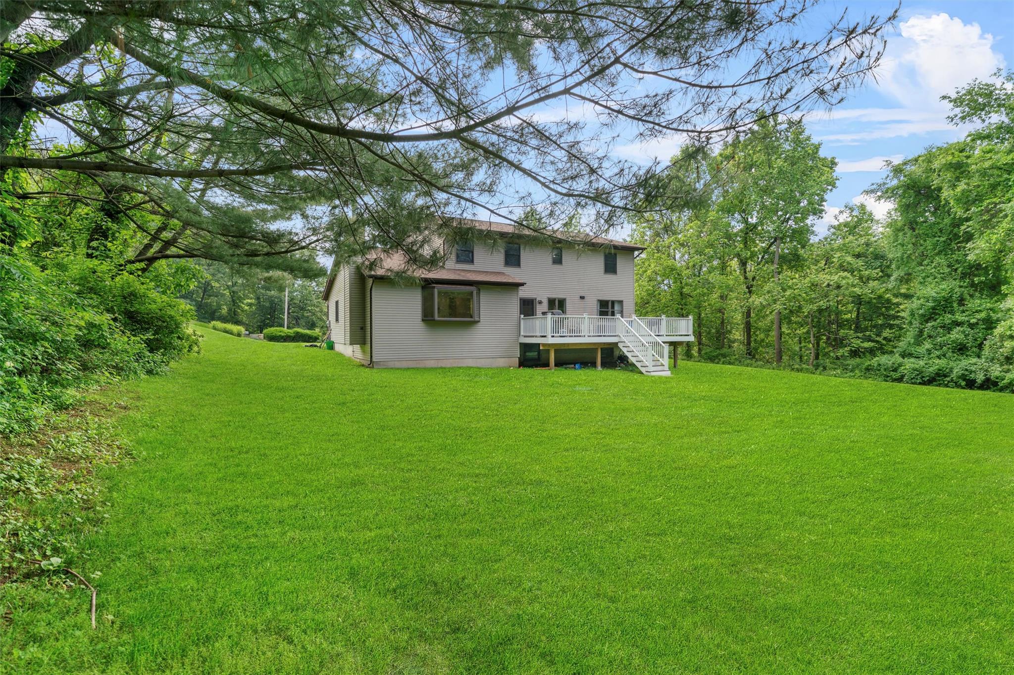 14 Cheesecote Court