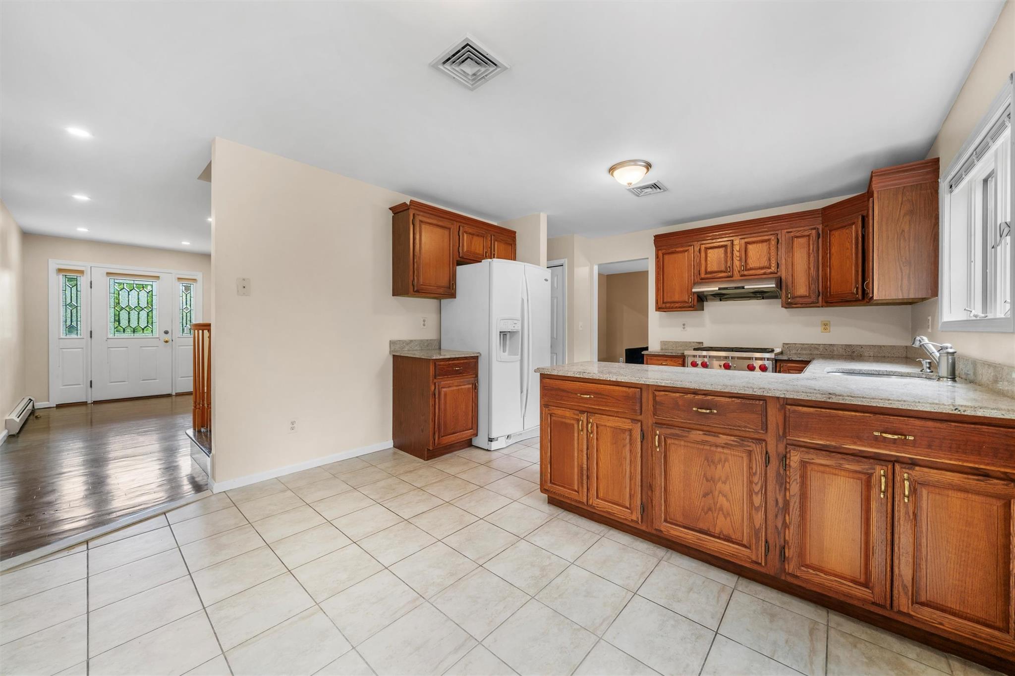 14 Cheesecote Court