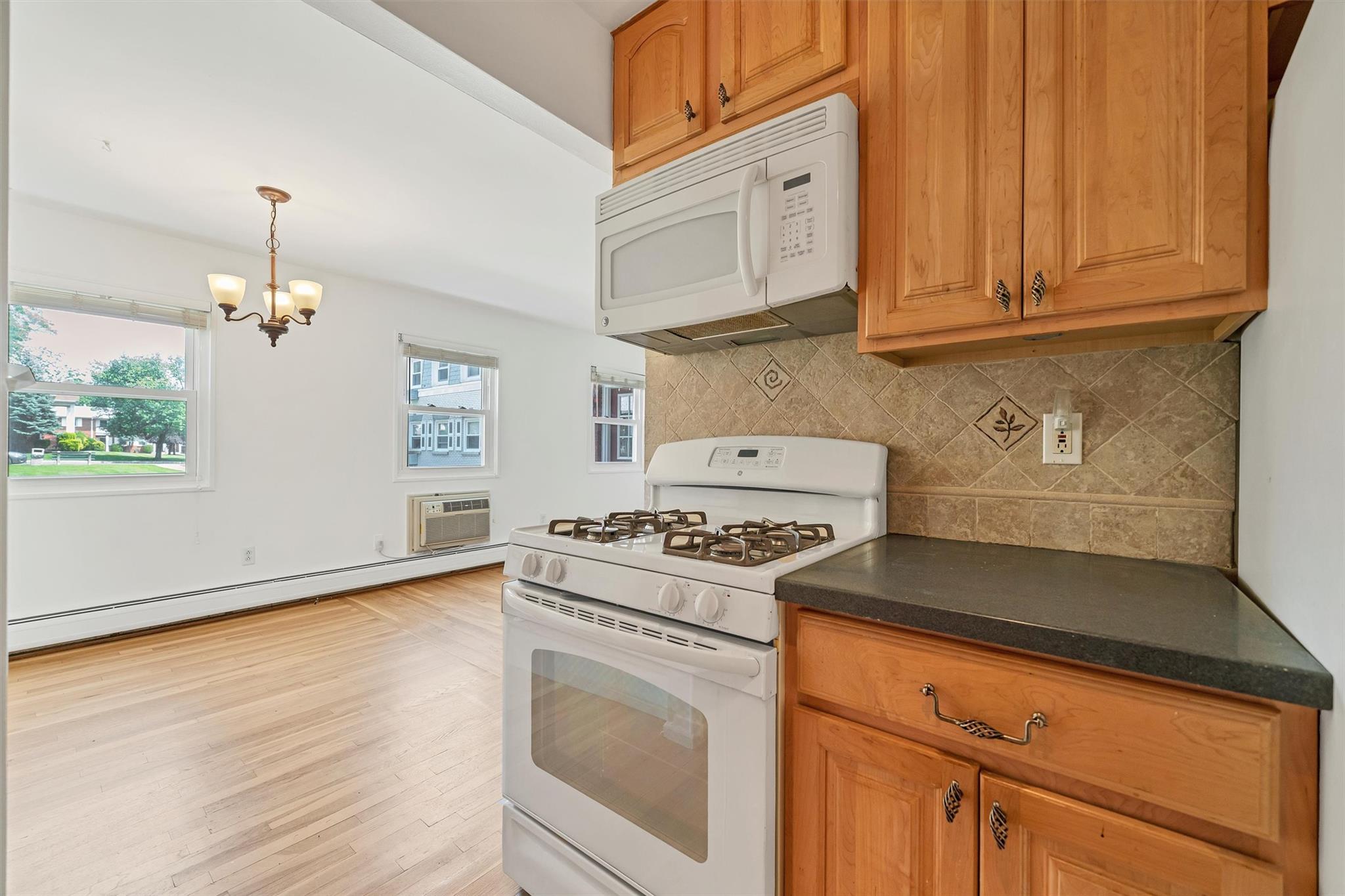 12 Normandy Village Unit: 2