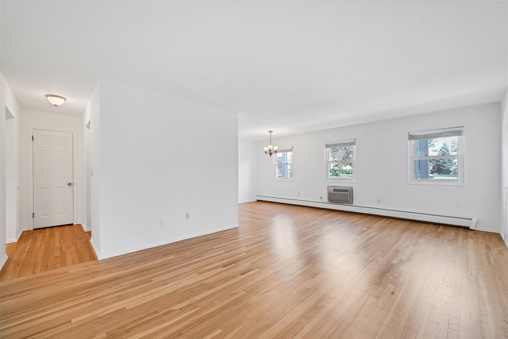 12 Normandy Village Unit: 2