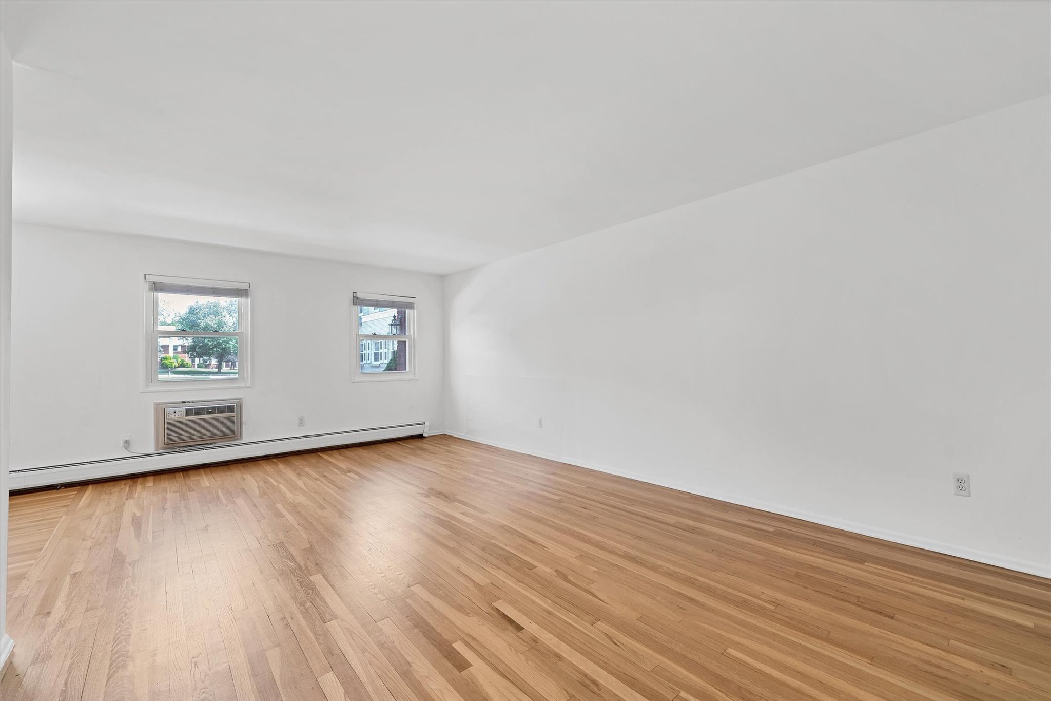 12 Normandy Village Unit: 2