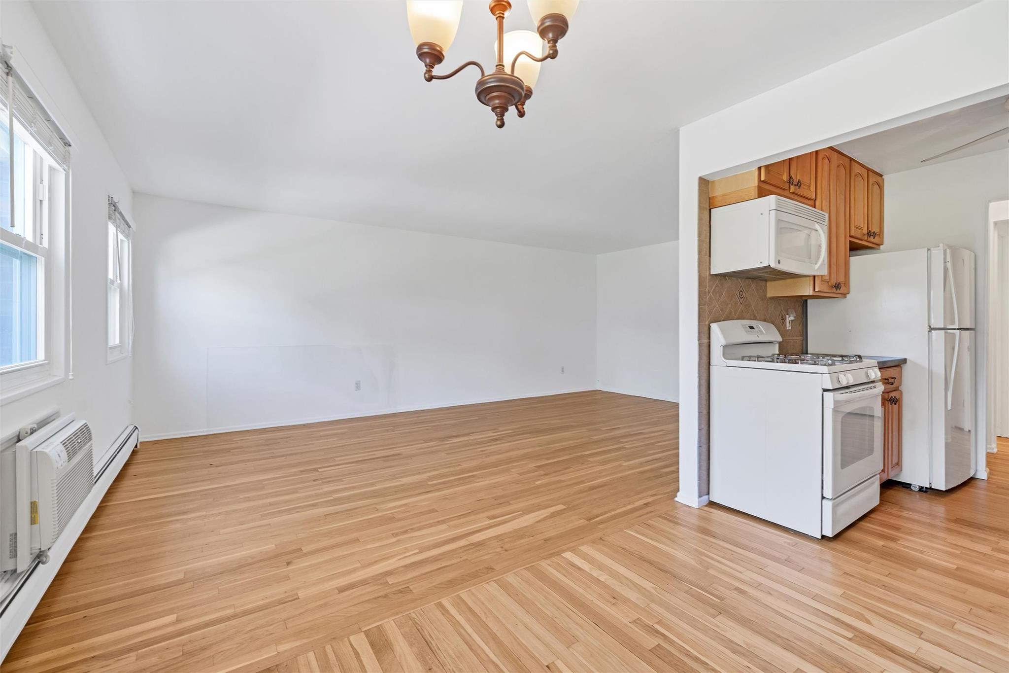 12 Normandy Village Unit: 2