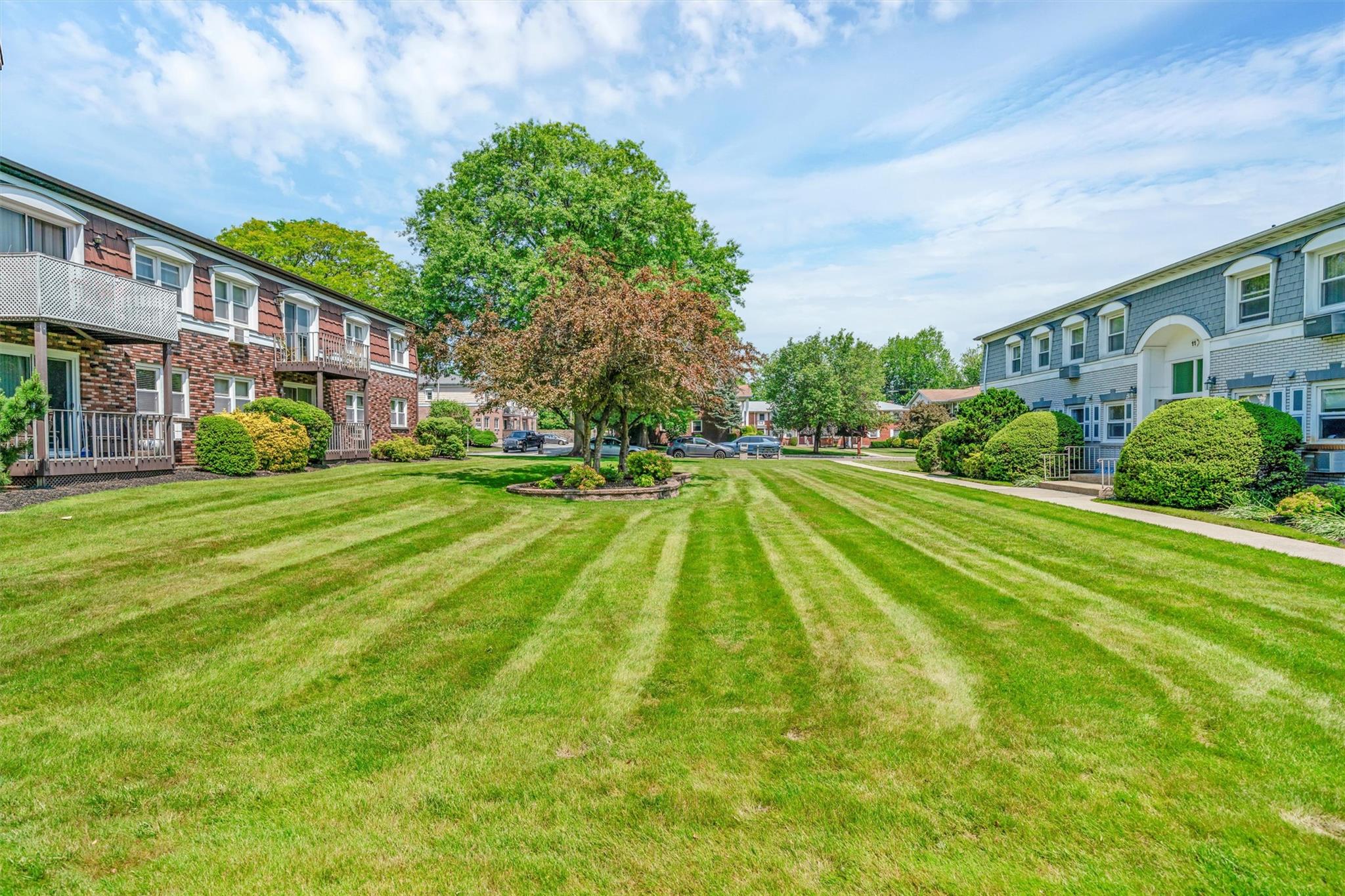 12 Normandy Village Unit: 2