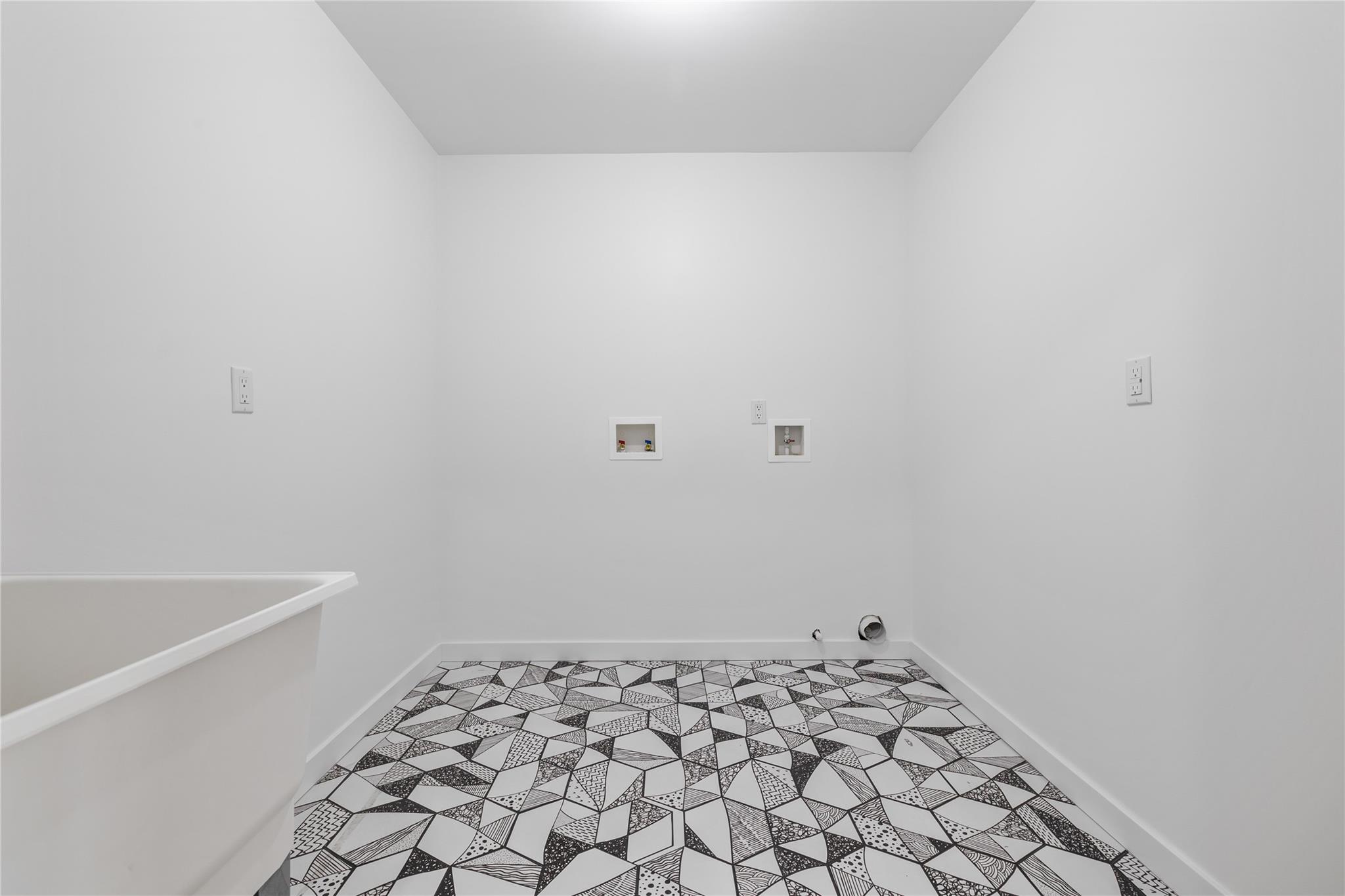 244 Blauvelt Road Unit: 213