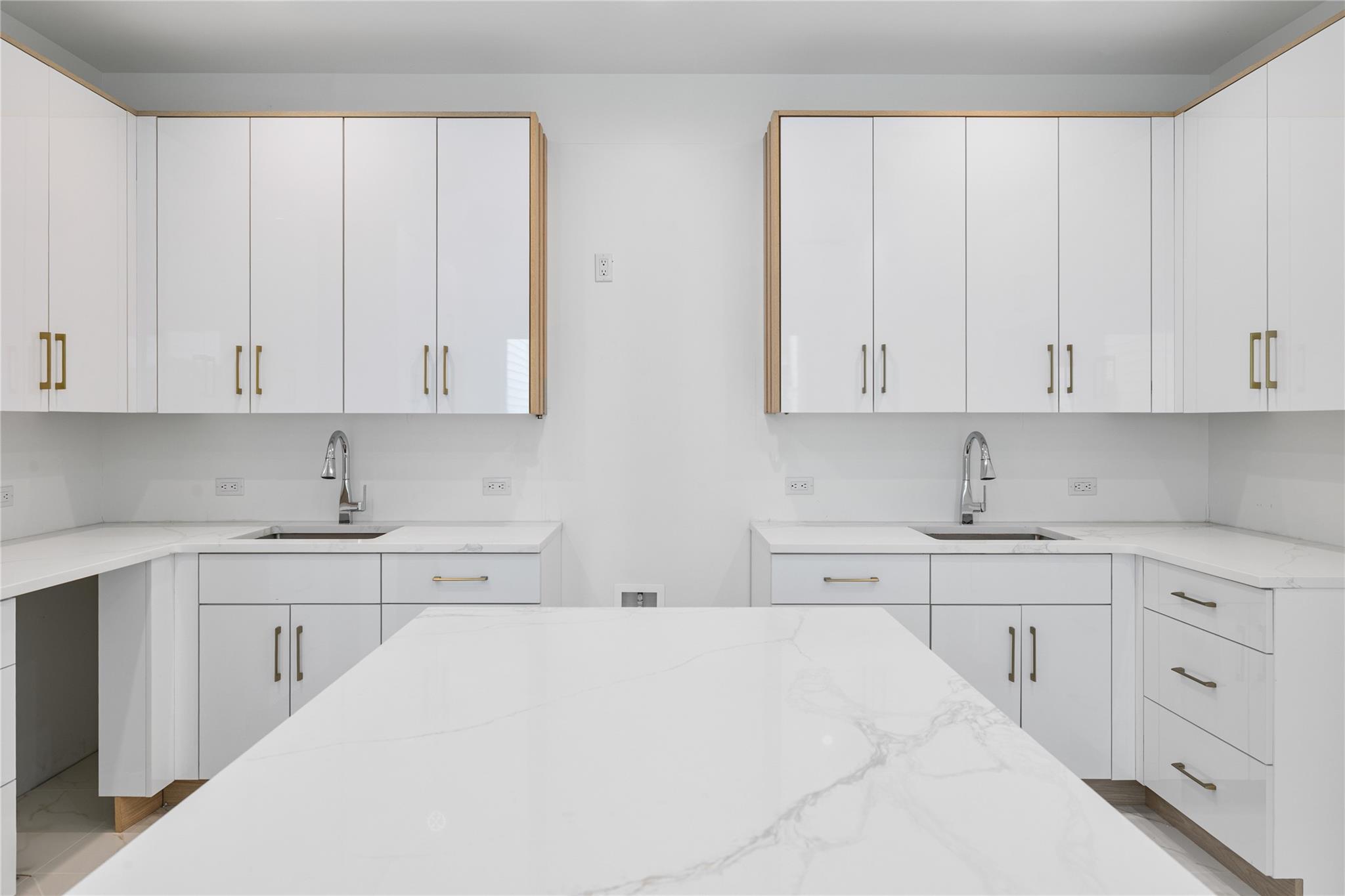 244 Blauvelt Road Unit: 213