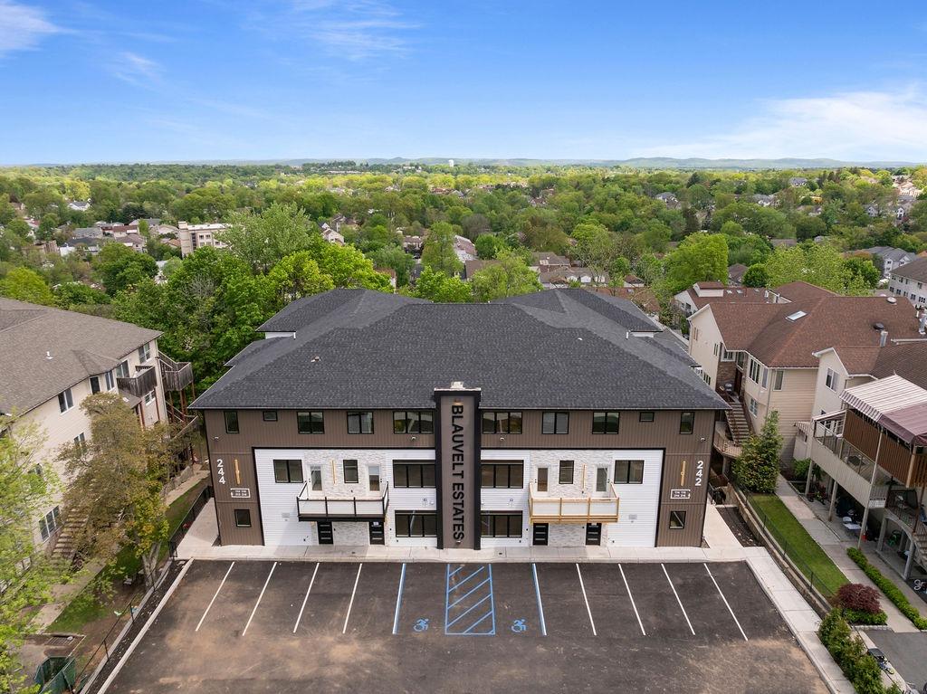 244 Blauvelt Road Unit: 213