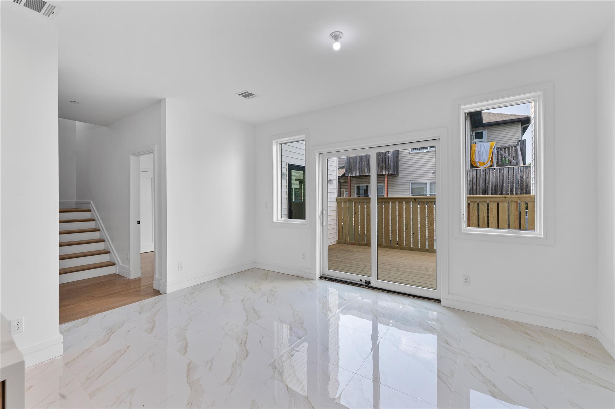 244 Blauvelt Road Unit: 213