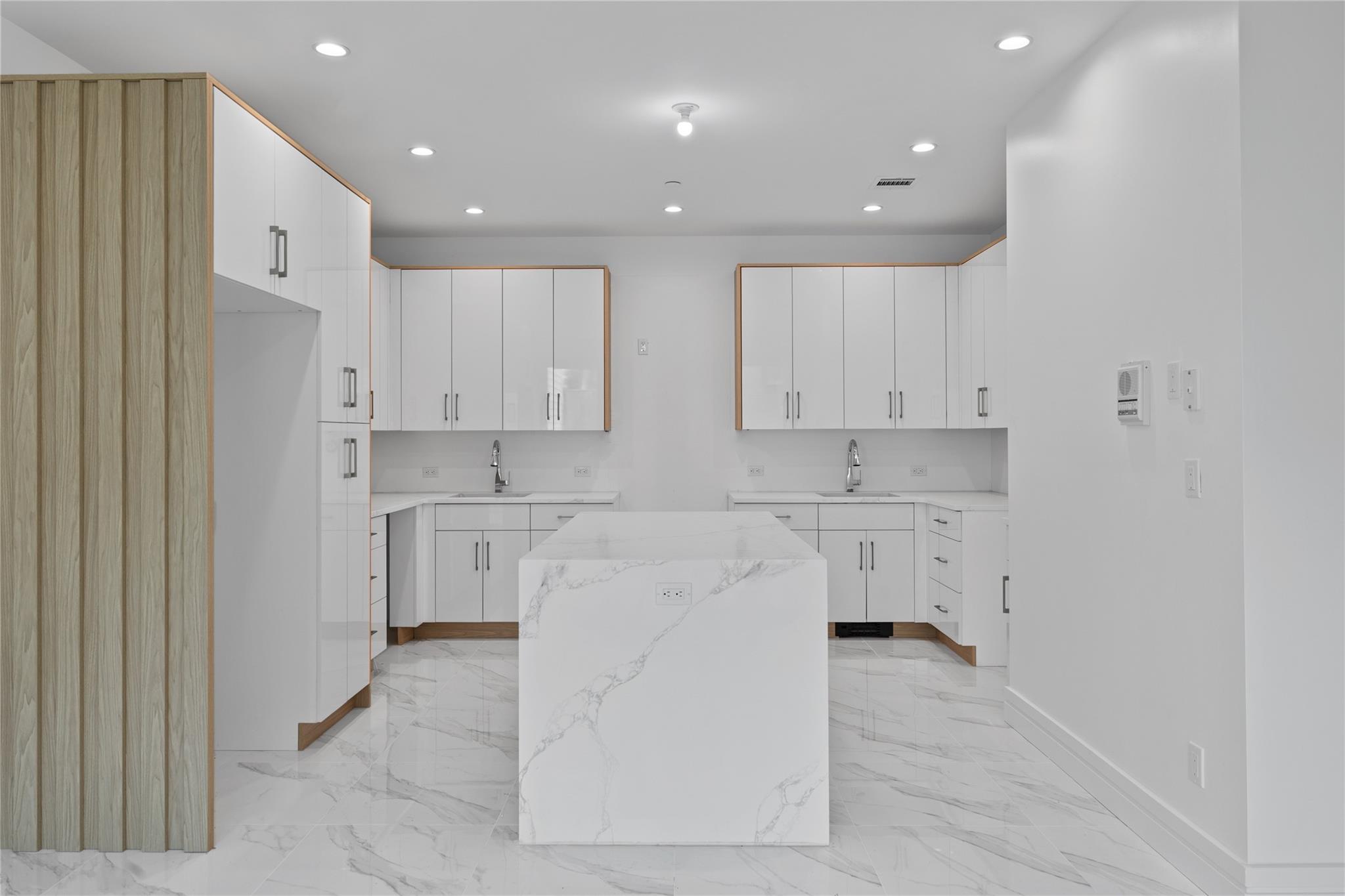 244 Blauvelt Road Unit: 213