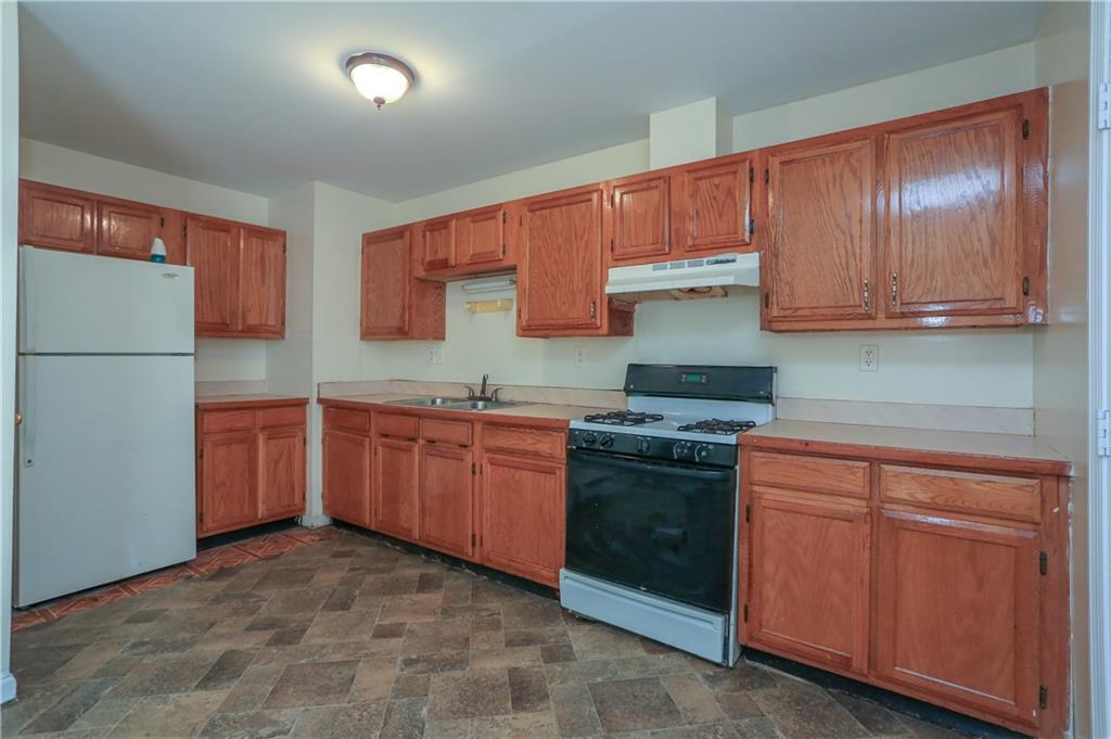 117 Bethune Boulevard Unit: 3