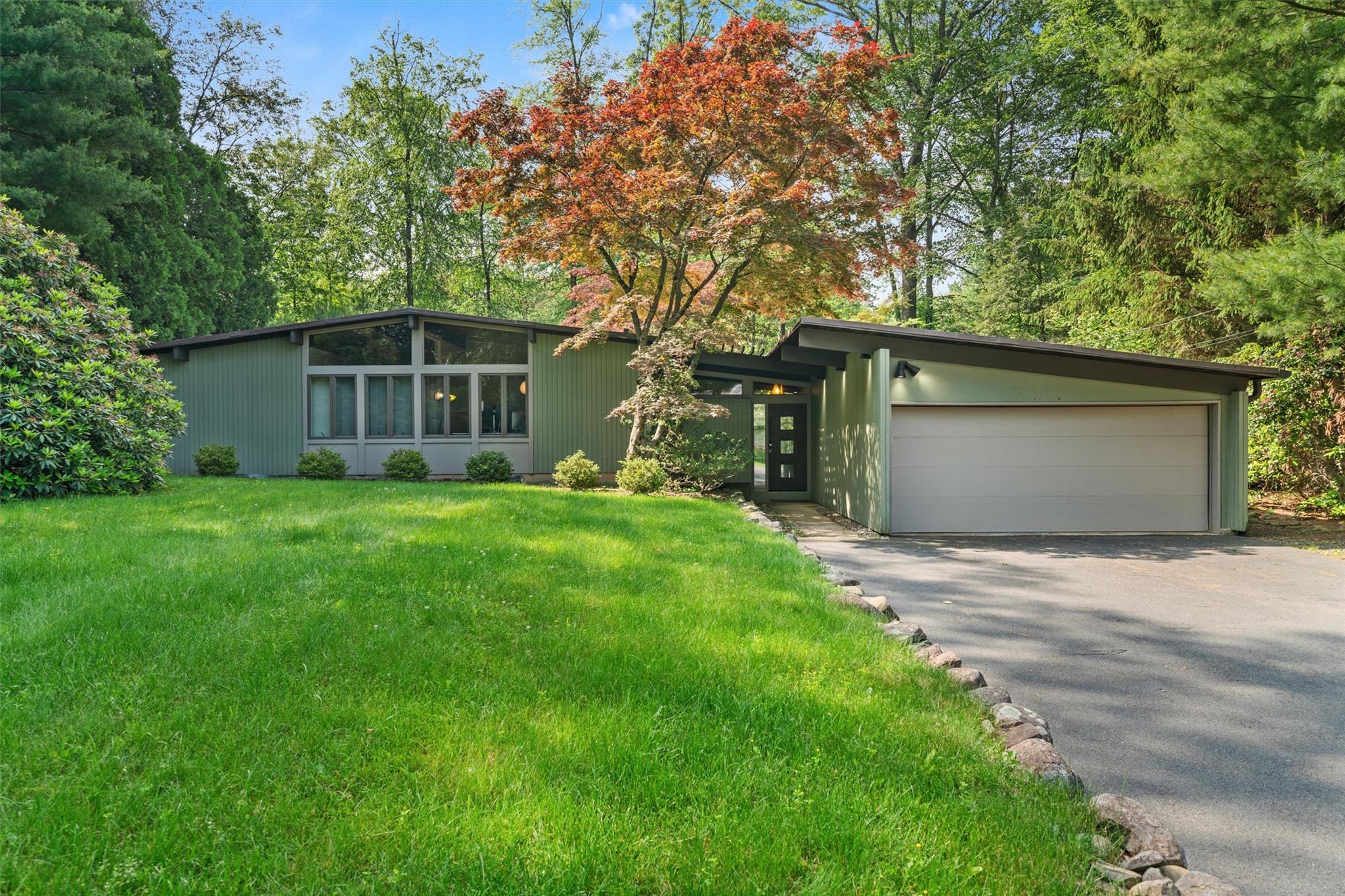 31 Balmoral Drive