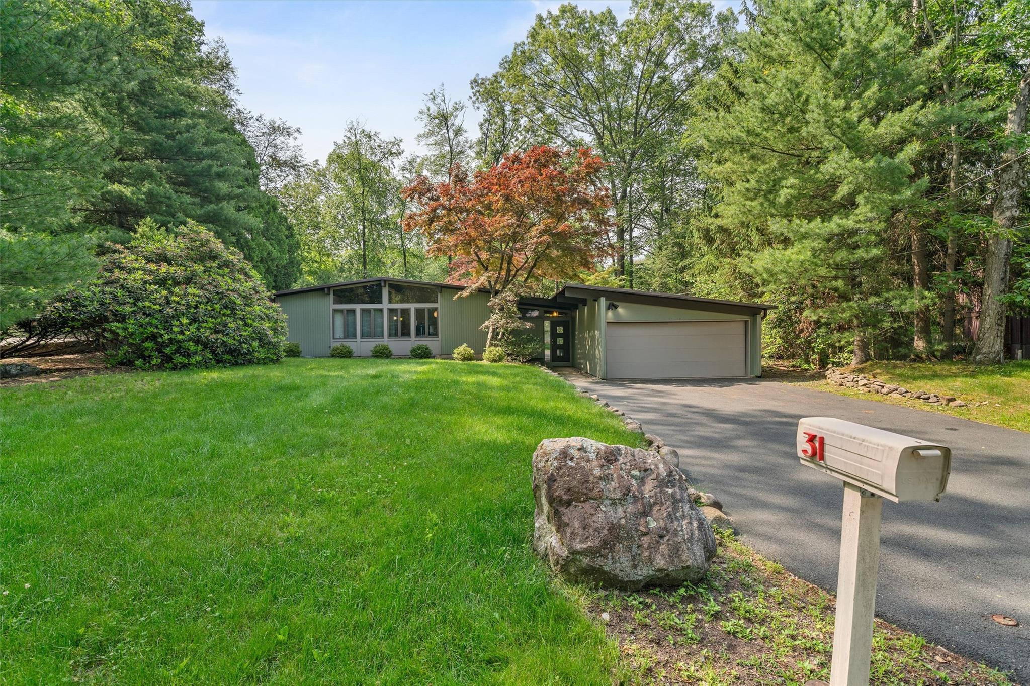 31 Balmoral Drive